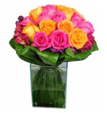 Arranjo de Rosas Coloridas