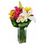 Buquê de Flores Mistas no Vidro