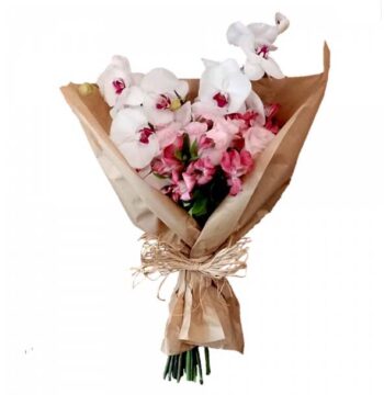 Buquê de Orquideas Especias em Papel Craft