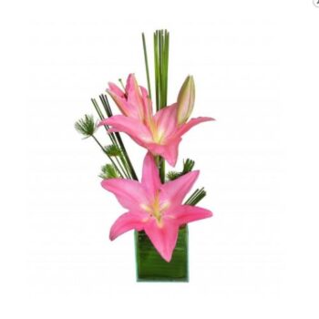 Ikebana de Lírios Rose